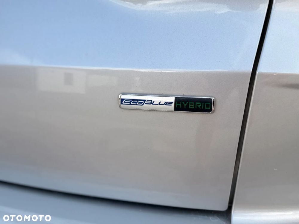Ford Kuga 2.0 EcoBlue Hybrid ST-LINE - 27