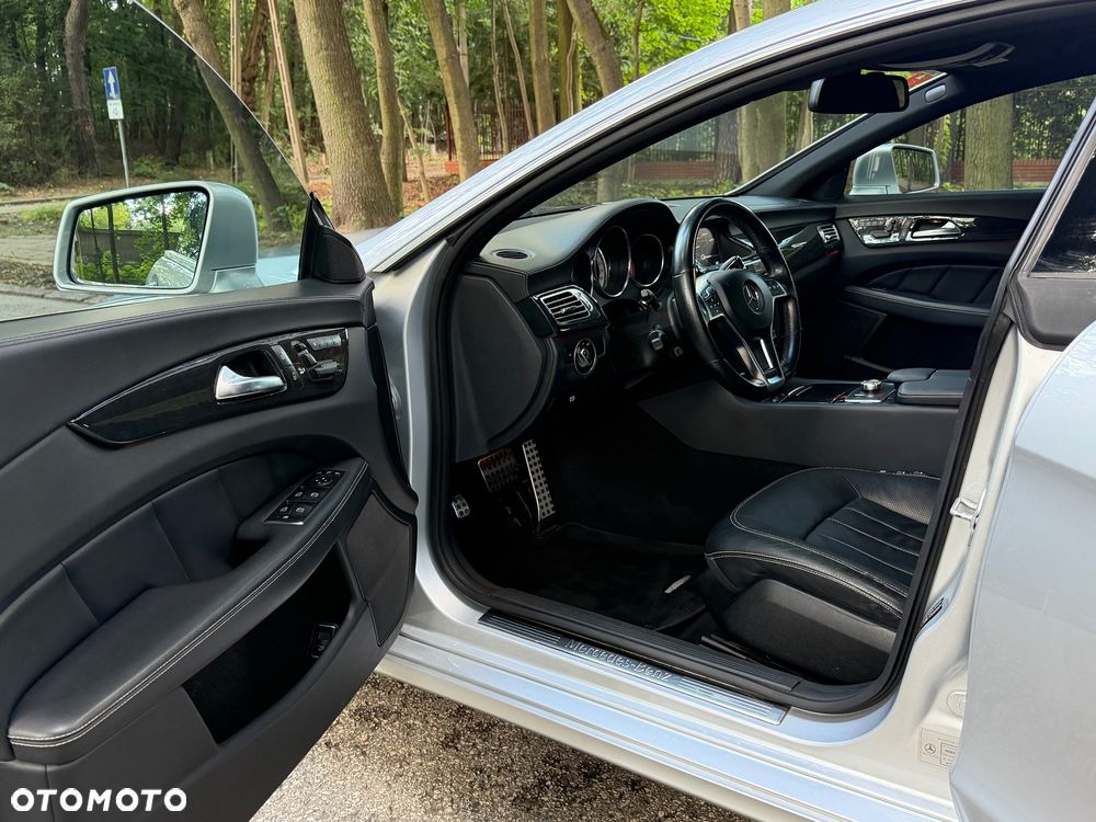Mercedes-Benz CLS 350 CDI BlueEff - 11