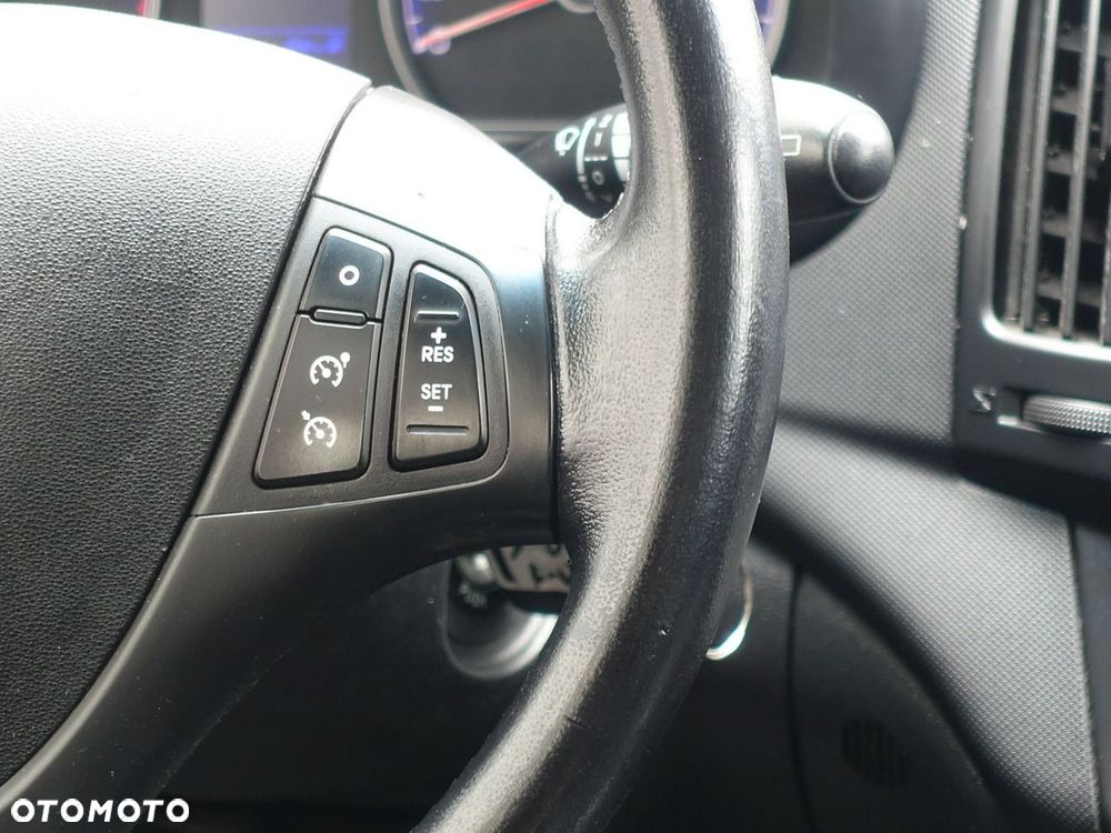 Hyundai i30 - 19