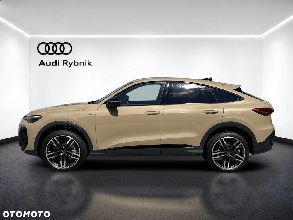 Audi Q5 Sportback - 4