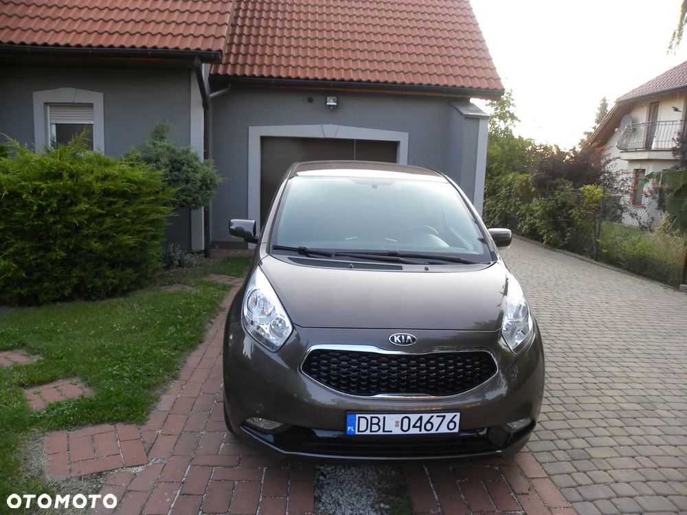 Kia Venga - 11