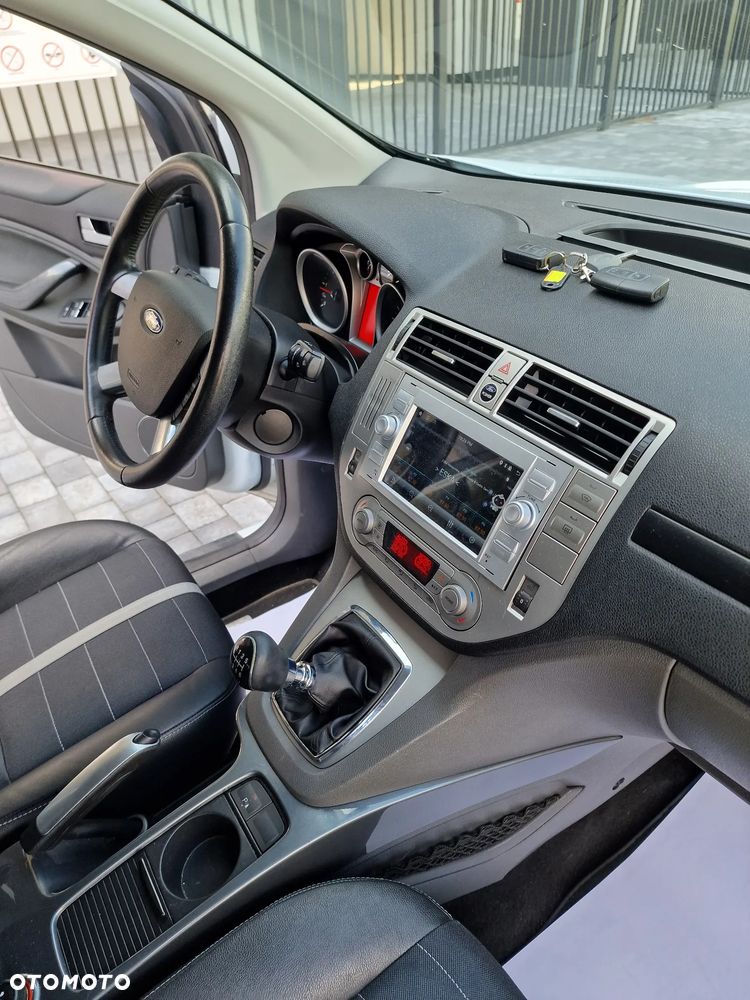 Ford Kuga 2.0 TDCi 4x4 Trend - 31