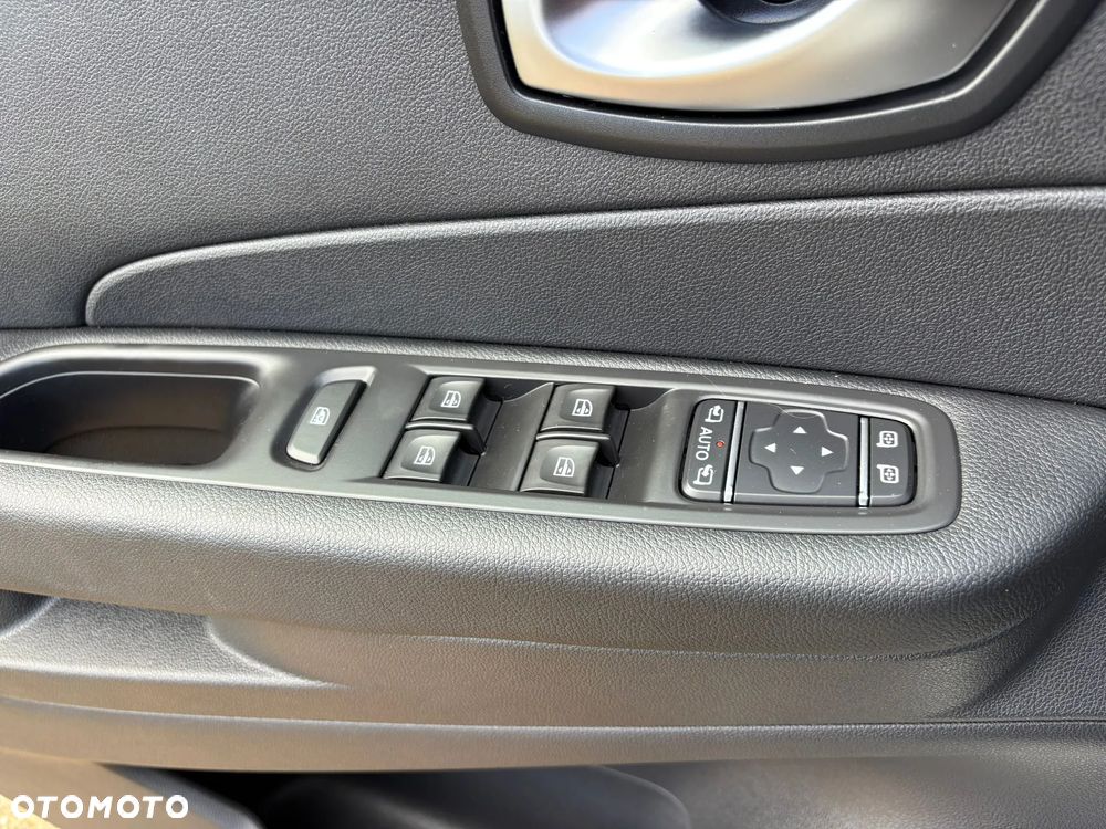 Renault Captur (ENERGY) dCi 90 EDC LIMITED - 8