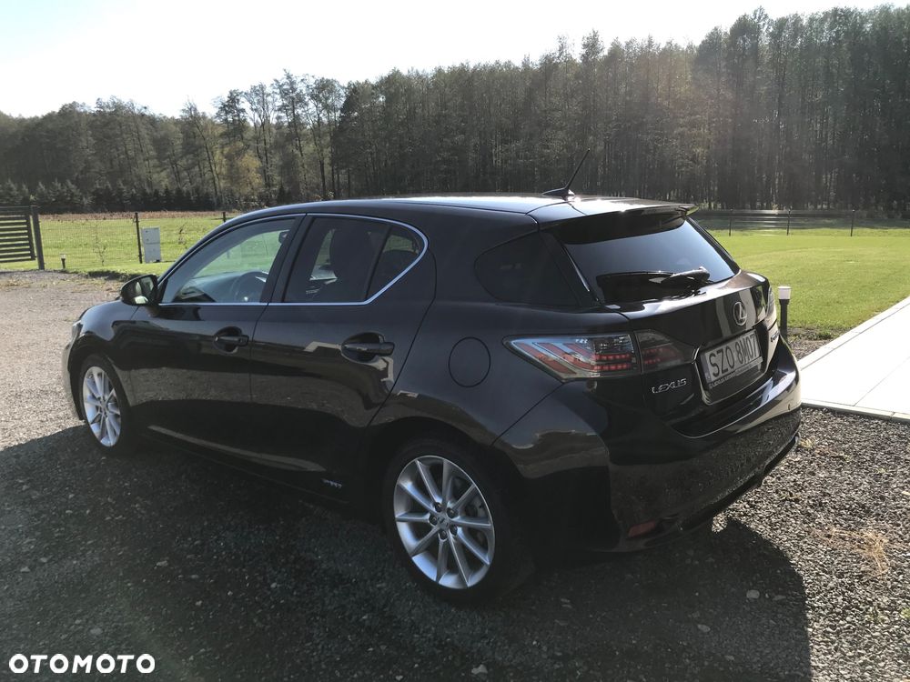 Lexus CT 200h Prestige - 8