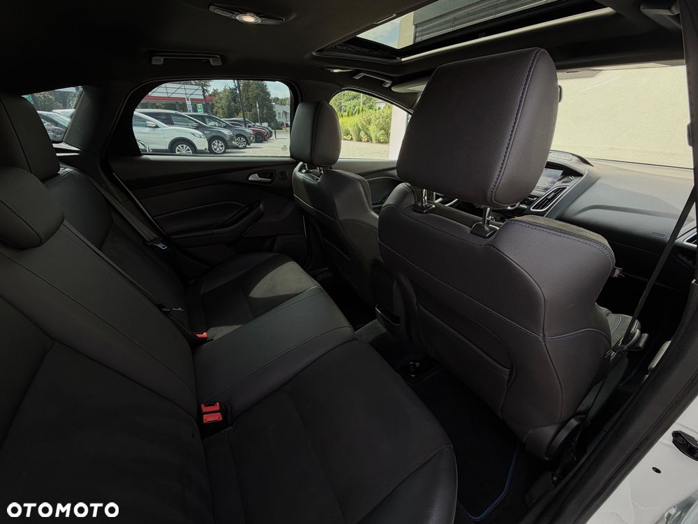 Ford Focus 2.3 EcoBoost S&S Allrad RS - 32
