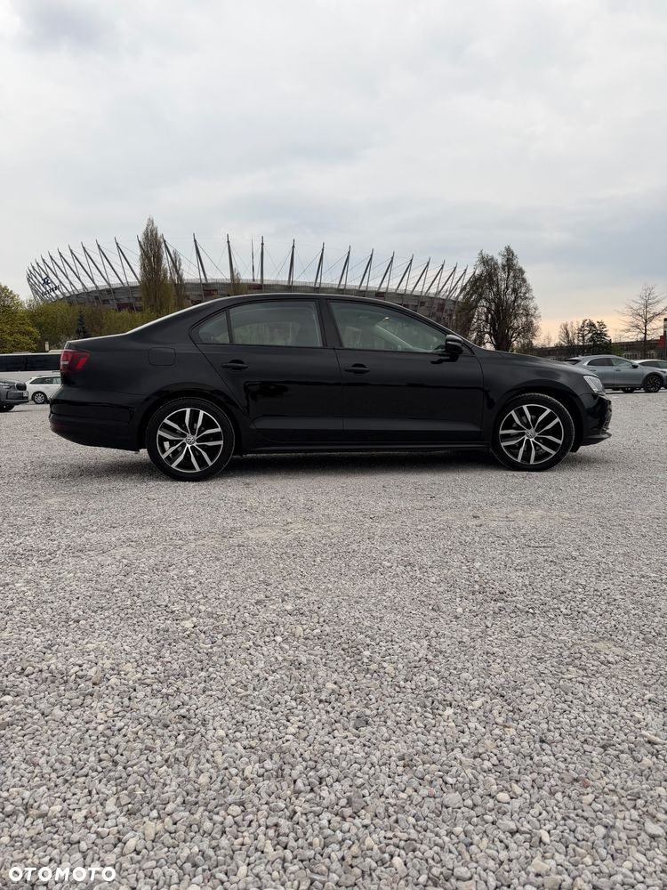 Volkswagen Jetta 2.0 TDI DPF BMT Trendline - 1