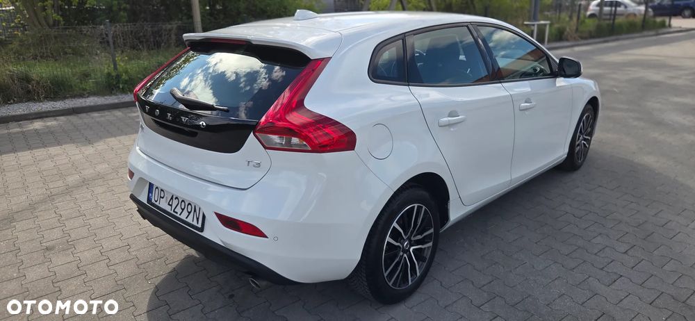 Volvo V40 T3 Drive-E Momentum - 7