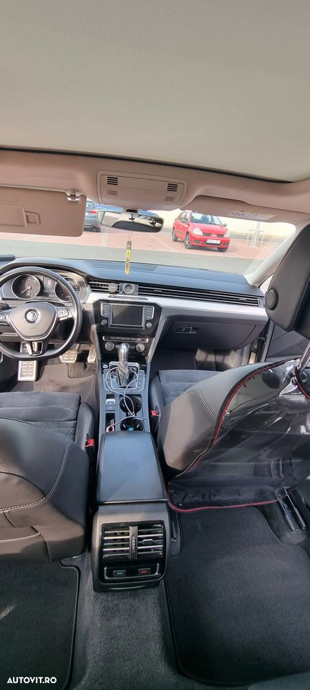 Volkswagen Passat - 6