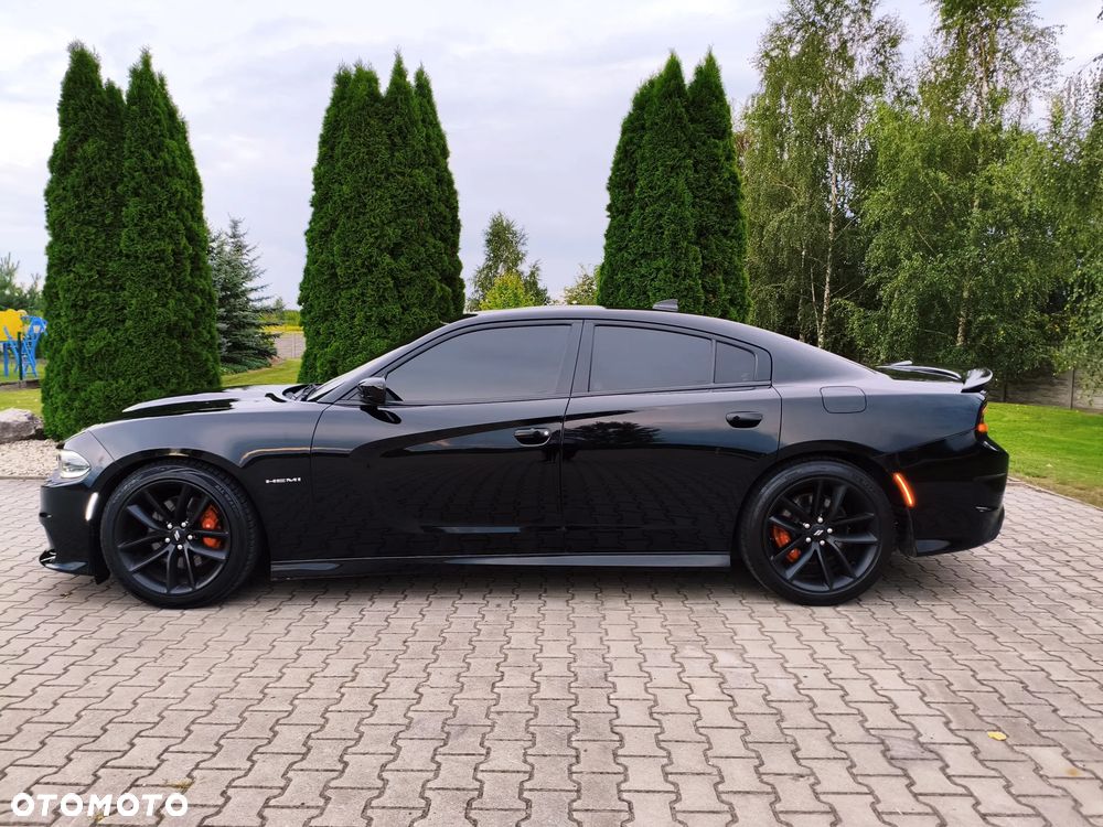 Dodge Charger 5.7 R/T - 8