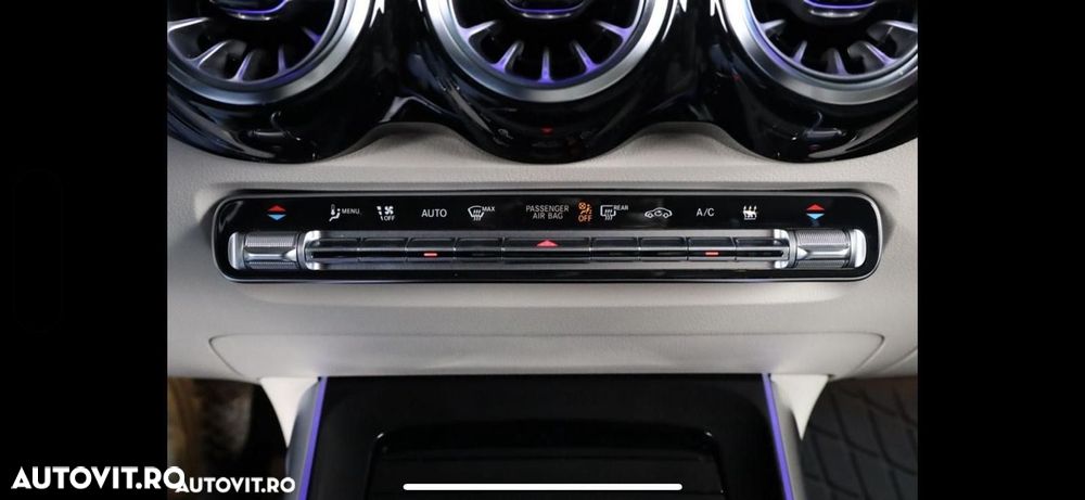 Mercedes-Benz EQB 300 4MATIC - 17