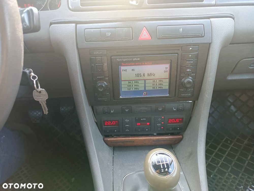 Audi A6 Avant 2.5 TDI - 12
