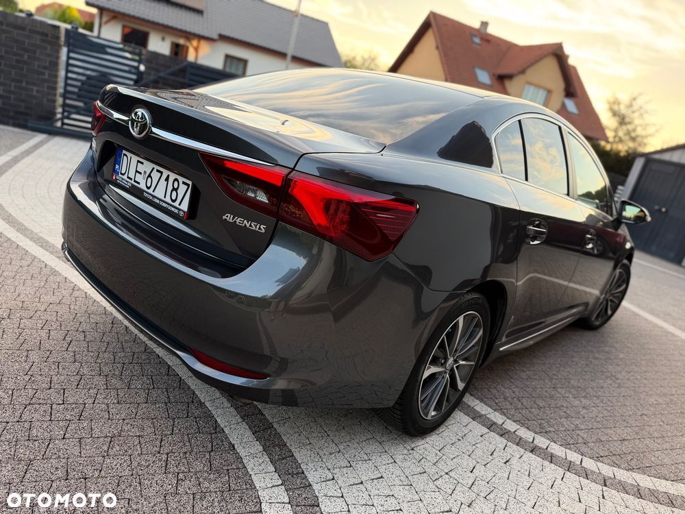 Toyota Avensis 2.0 Prestige MS - 39
