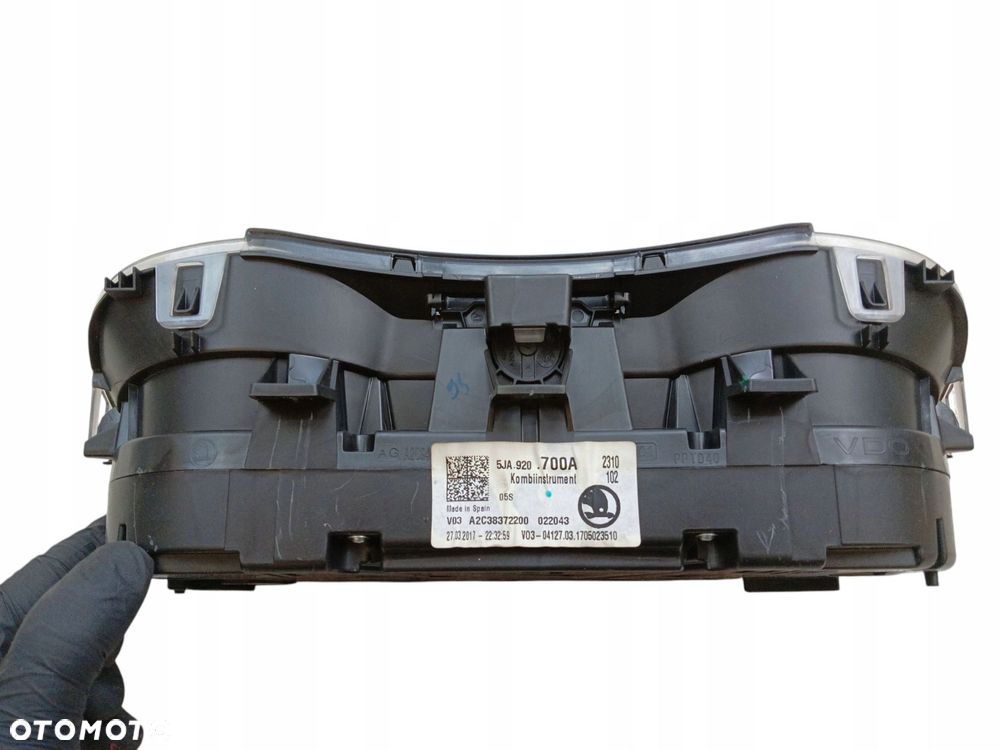 LICZNIK SKODA RAPID (2012-2017) 1.2 TSI 90KM 5JA920700A - 3