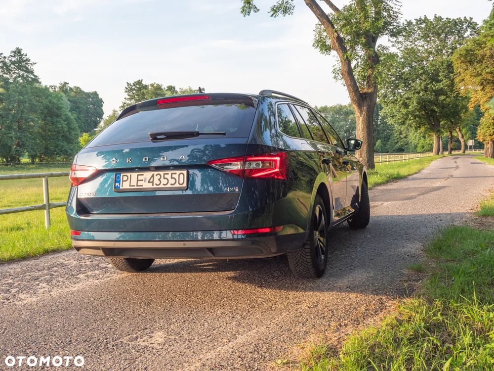 Skoda Superb 2.0 TDI SCR 4x4 Ambition DSG - 6