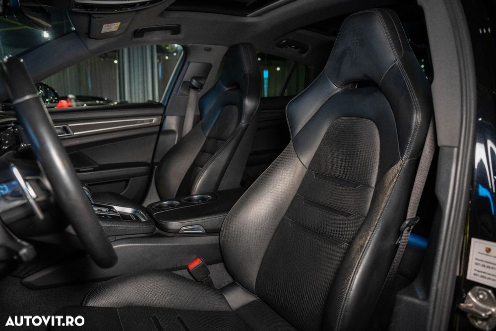 Porsche Panamera - 28