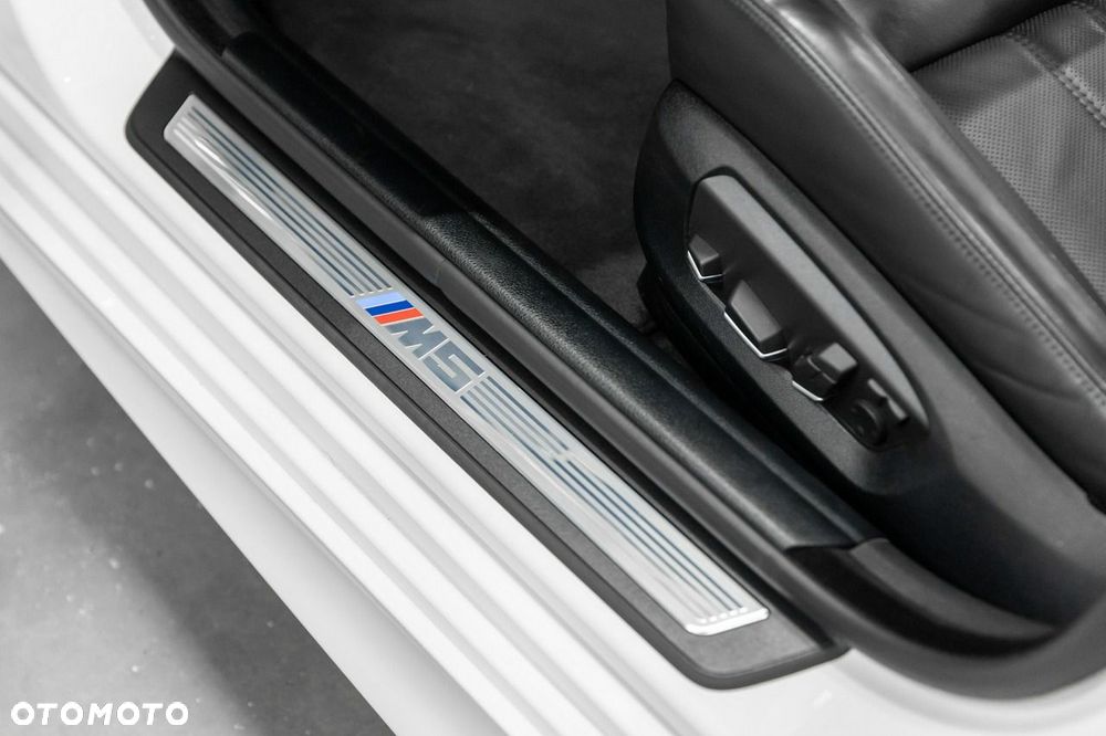 BMW M5 DKG - 30