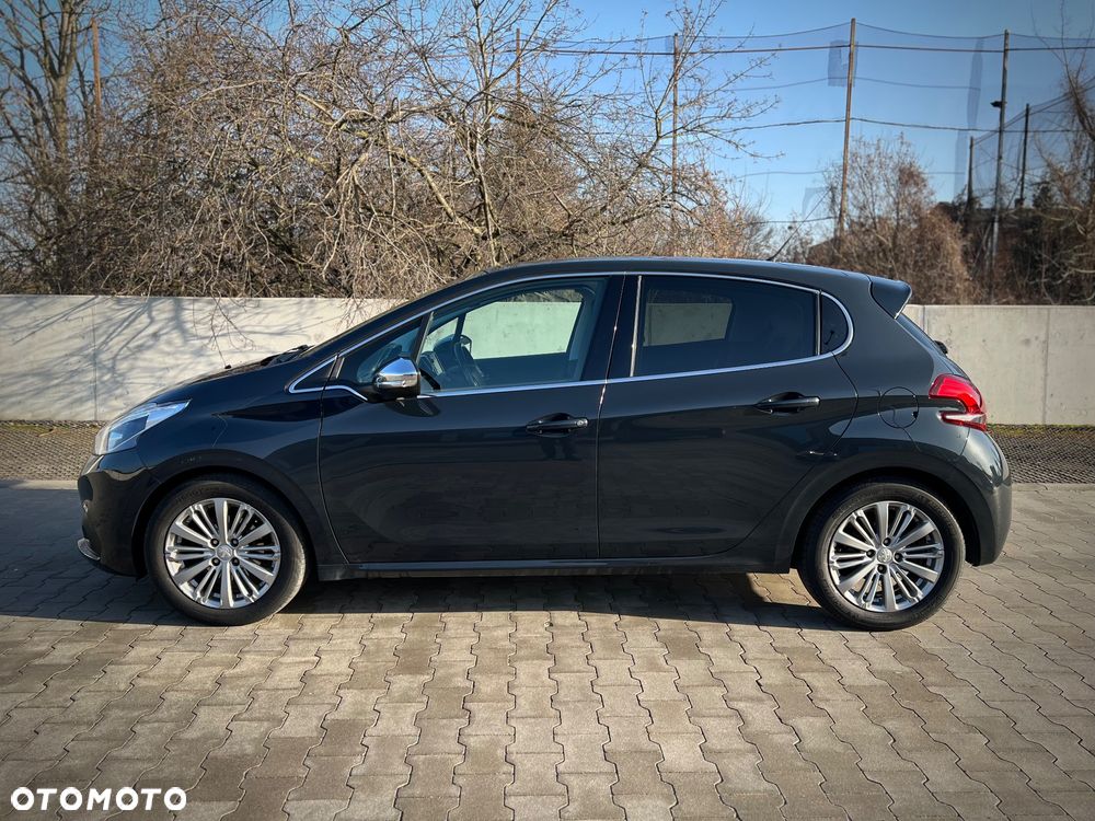 Peugeot 208 1.6 BlueHDi Allure S&S - 5