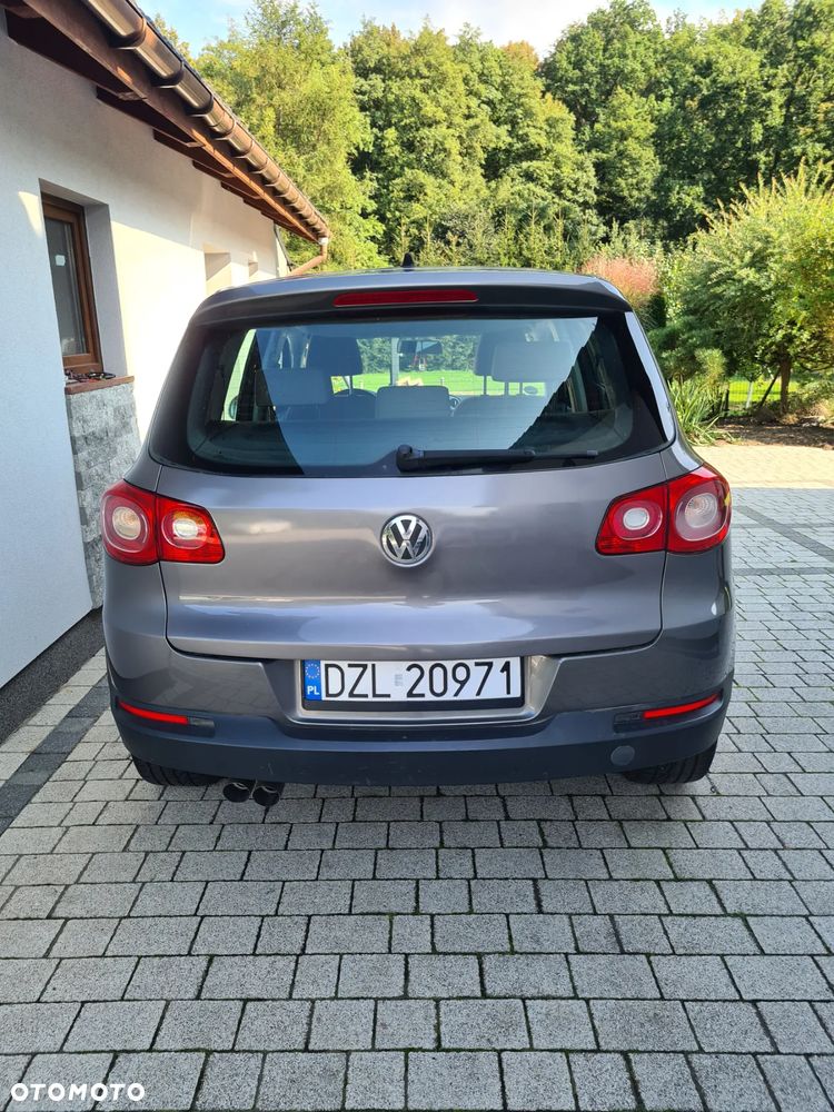 Volkswagen Tiguan 2.0 TDI DPF BlueMotion Technology Trend & Fun - 10