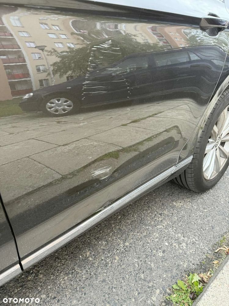 Volkswagen Passat - 15