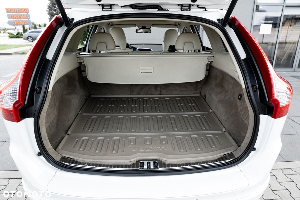 Volvo XC 60 D4 Geartronic Summum - 20