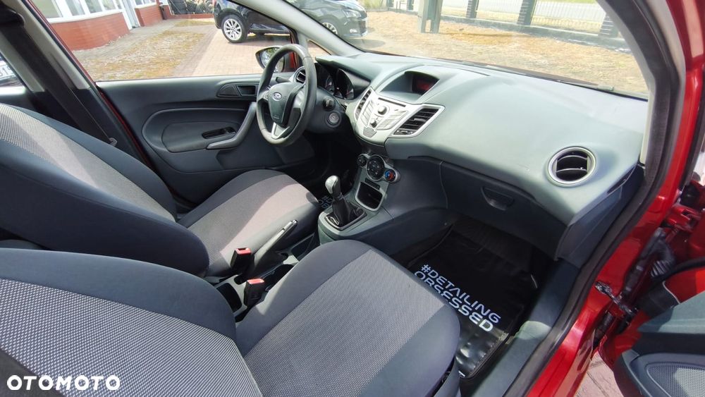 Ford Fiesta 1.25 Ambiente - 12