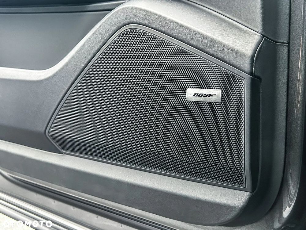 Porsche Cayenne E-Hybrid PHEV Black Edition - 11