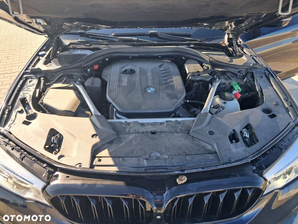 BMW Seria 5 530d xDrive Sport Line - 6