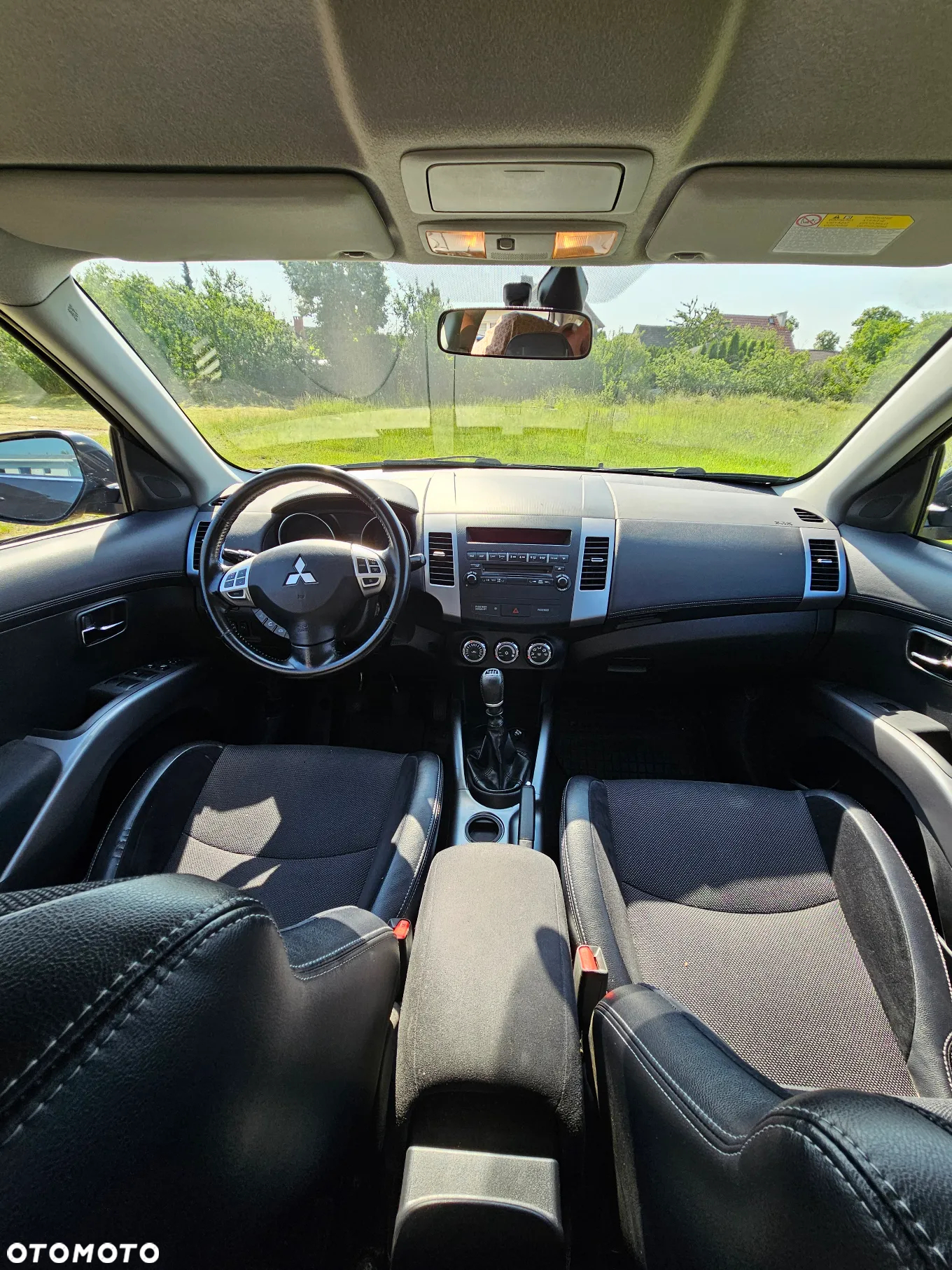 Mitsubishi Outlander 2.2 DID Intense EU5 - 11