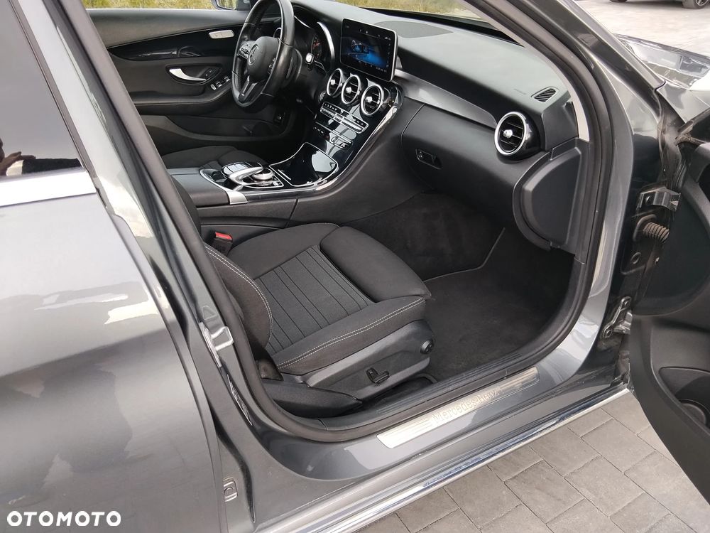 Mercedes-Benz Klasa C 300 de 9G-TRONIC Avantgarde - 7