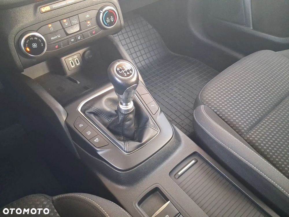 Ford Focus 1.5 TDCi Titanium - 29