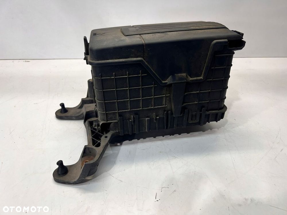 PODSTAWA AKUMULATORA AUDI A3 Q3 1K0915333H - 1