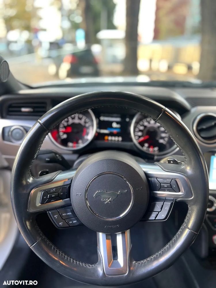 Ford Mustang 2.3 Eco Boost Aut. - 14