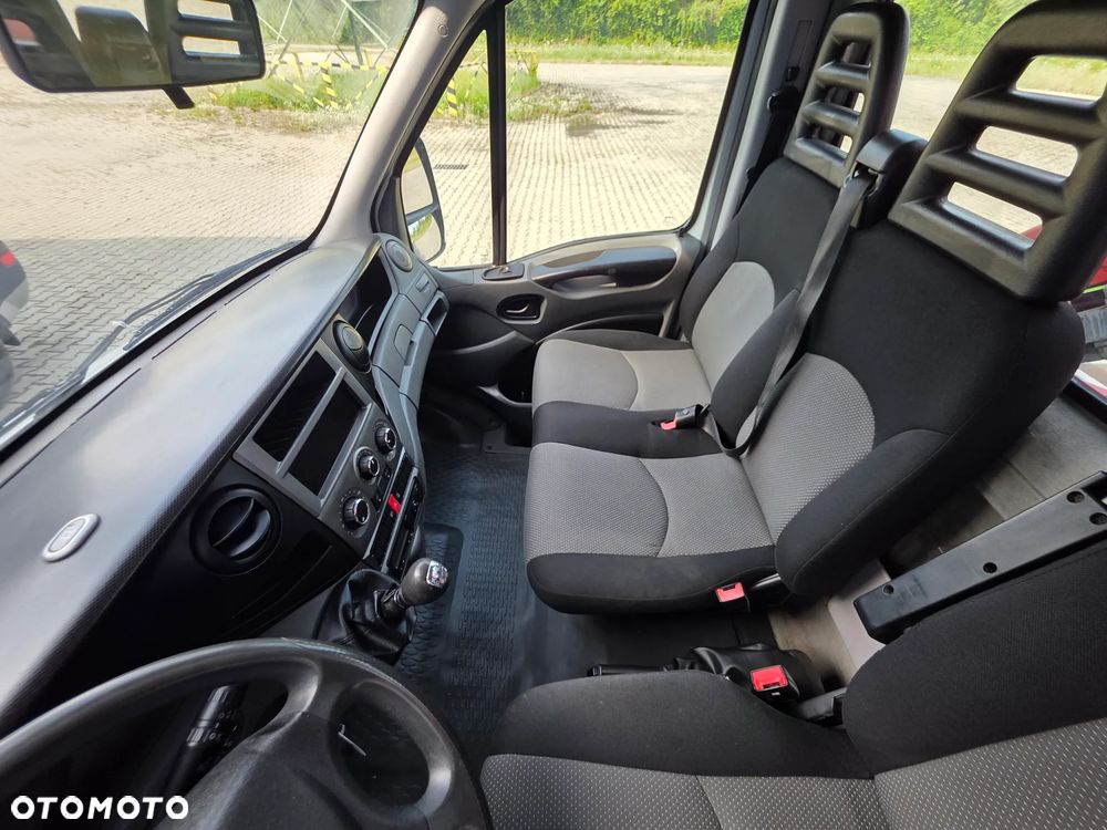 Iveco Daily 35c-15 50c-15 Skrzynia 3.60 M + HDS  1.8 Tony ! Bez Korozji  ! Z Włoch  ! - 21