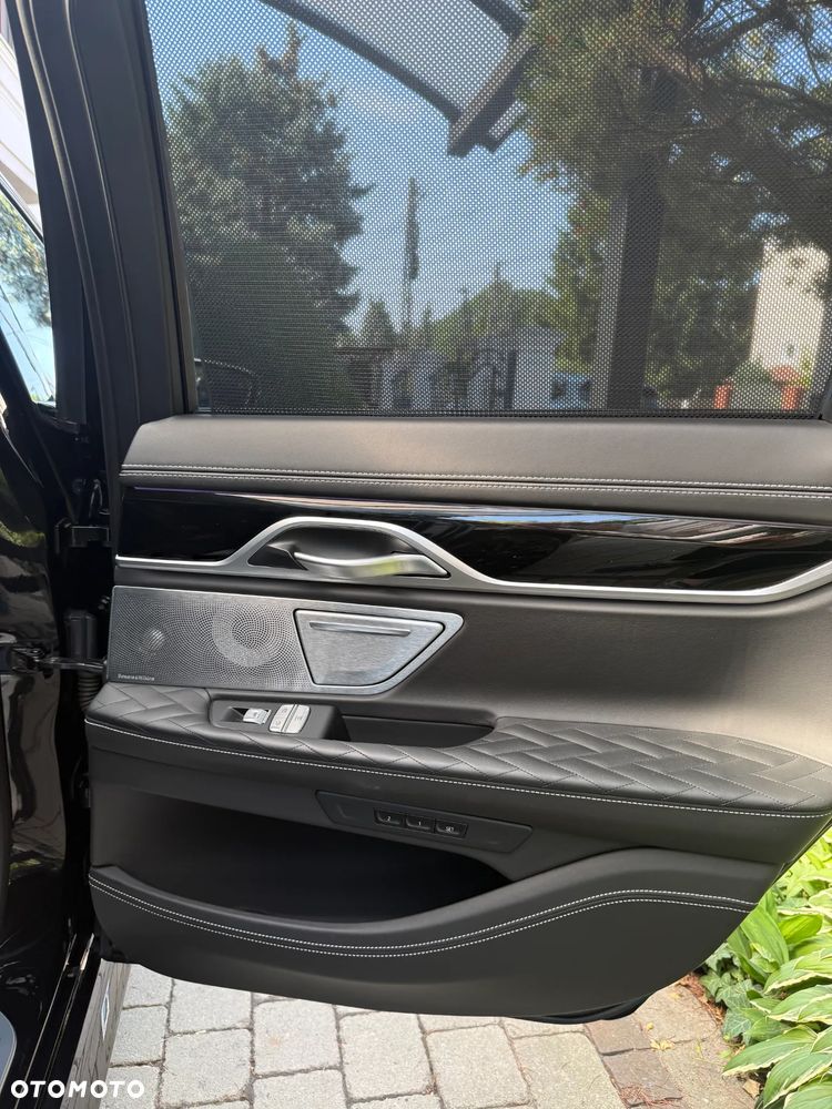BMW Seria 7 750d xDrive - 8