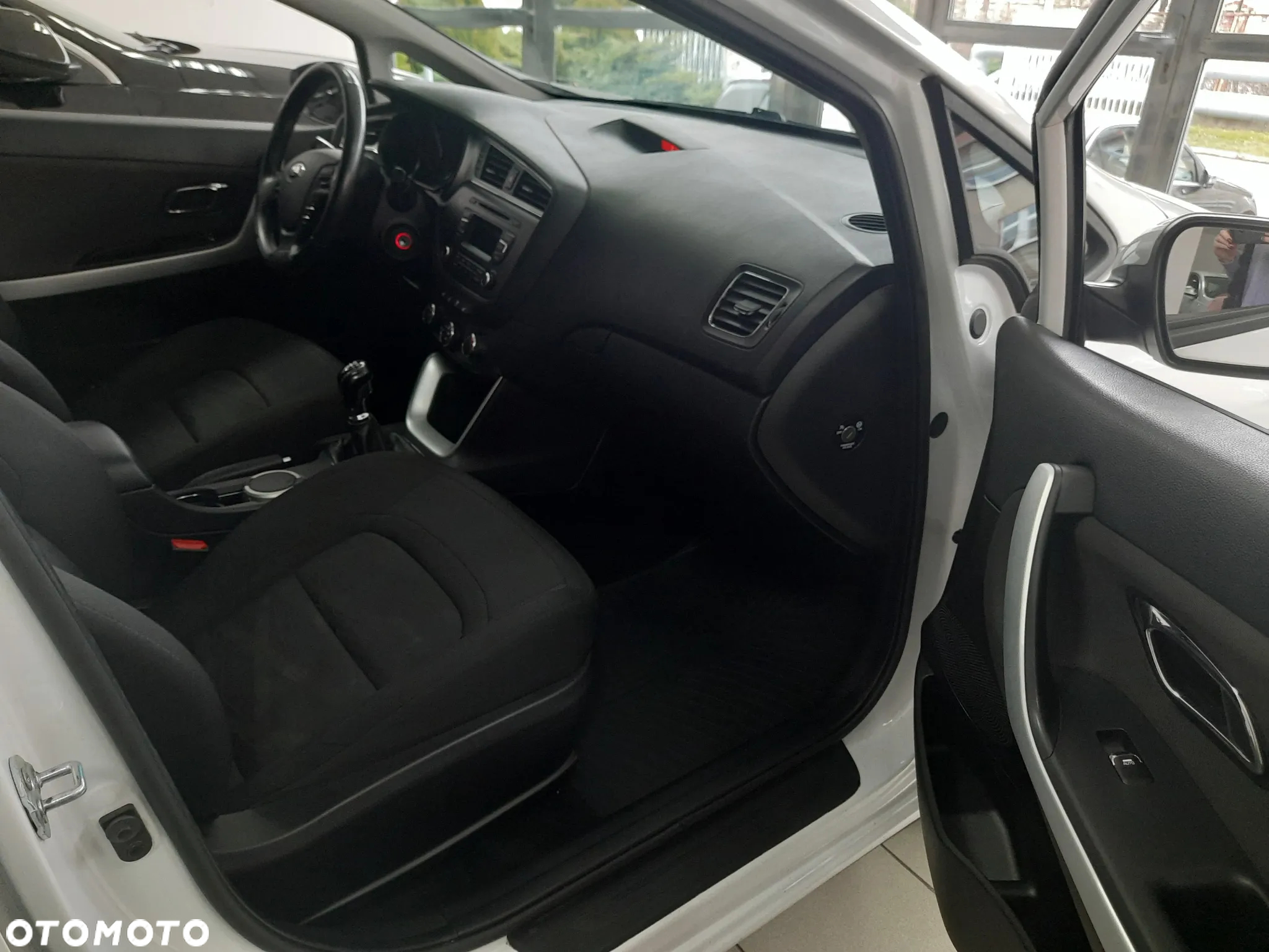 Kia Ceed - 19