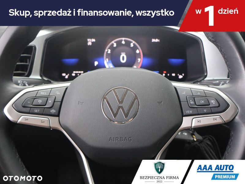 Volkswagen T-Roc - 19