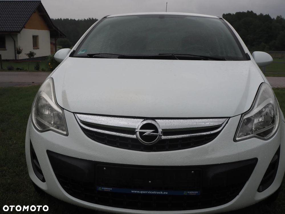 Opel Corsa 1.2 16V Essentia - 2