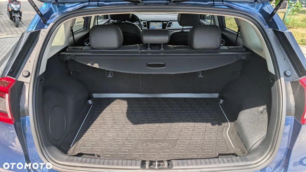 Kia Niro 1.6 GDI HEV 2WD OPF Edition 7 - 10