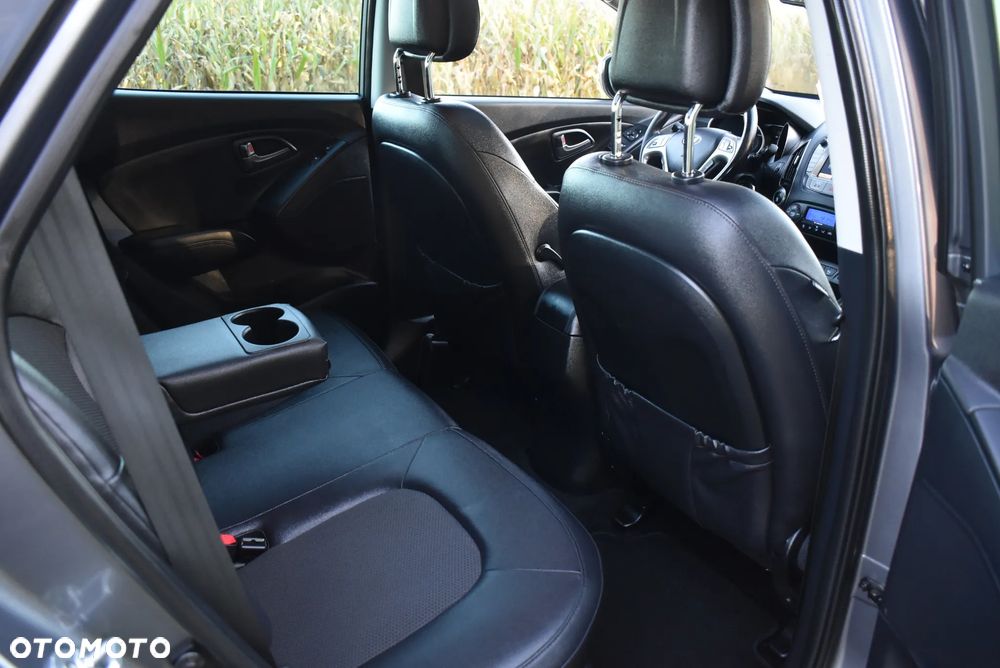 Hyundai ix35 1.6 2WD Fifa World Cup Edition - 31