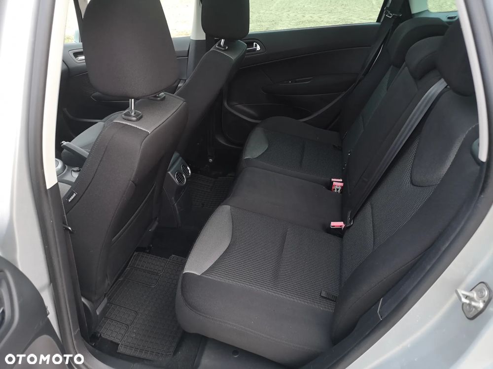 Peugeot 308 120 VTi Platinum - 8