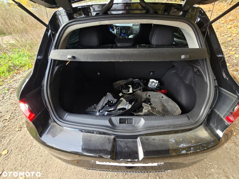 Renault Megane 1.6 TCe GT EDC - 7