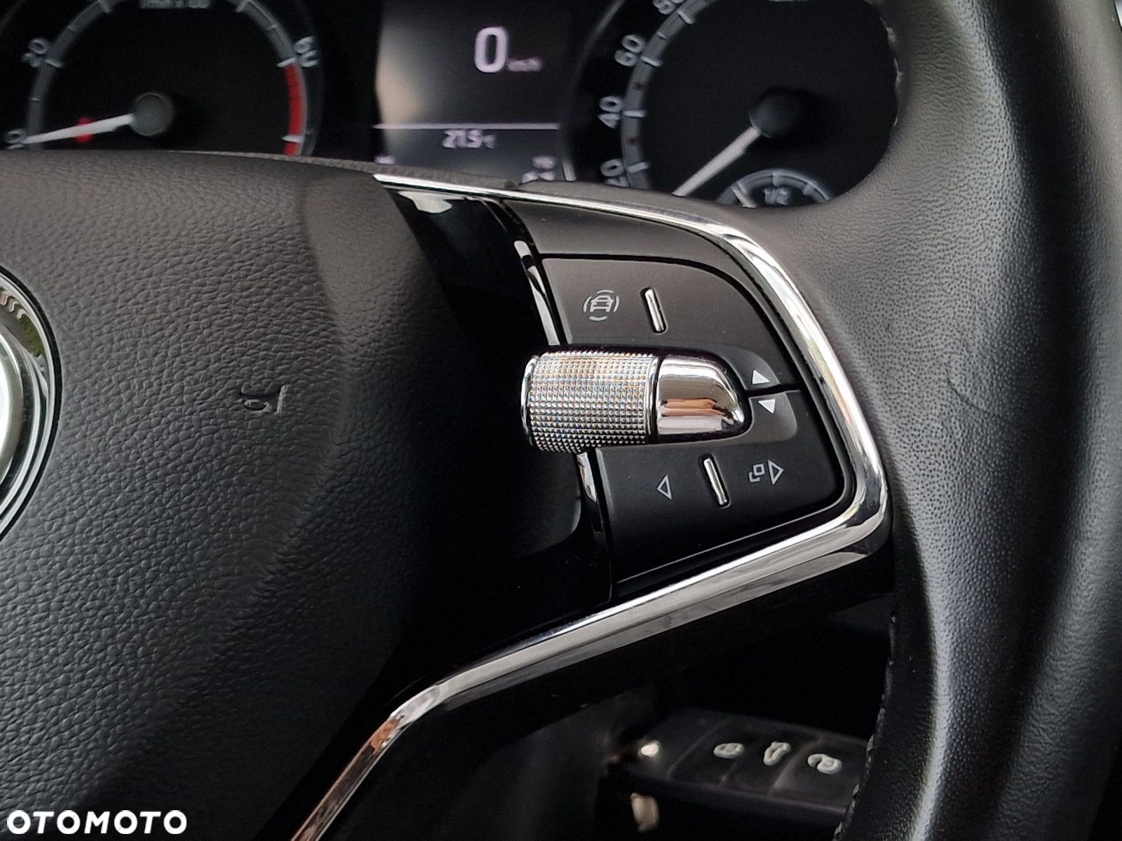 Skoda Fabia 1.0 Ambition - 26