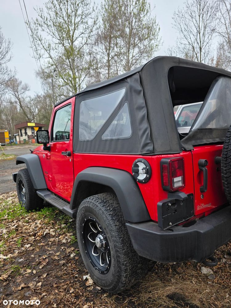 Jeep Wrangler - 5