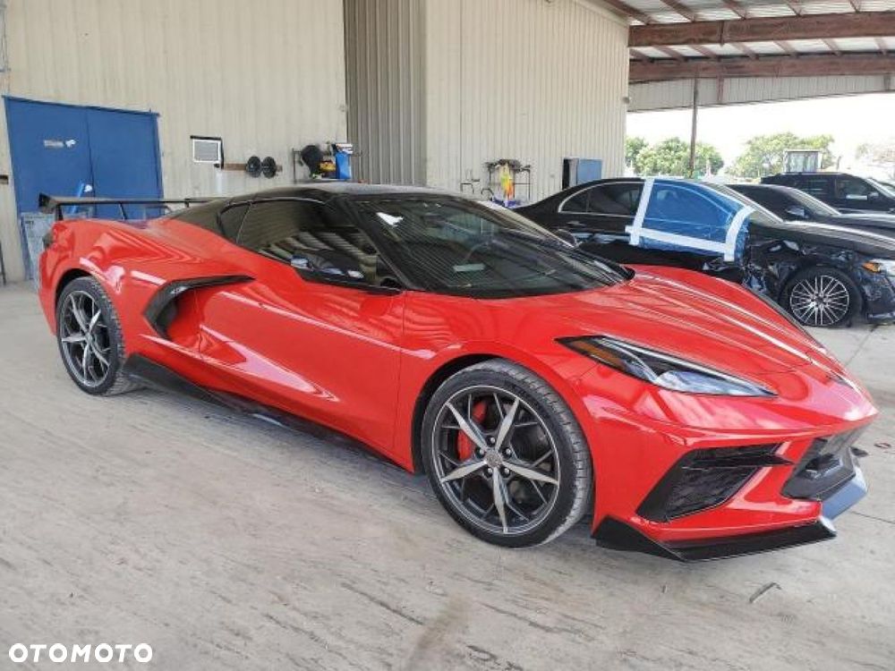 Chevrolet Corvette - 6