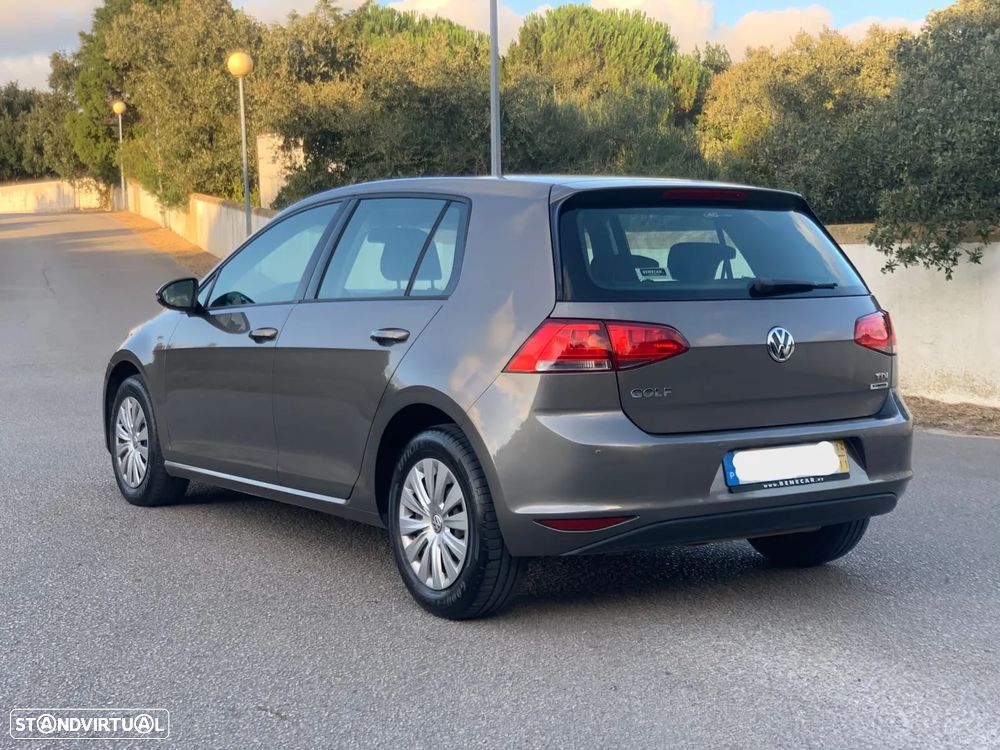 VW Golf - 4