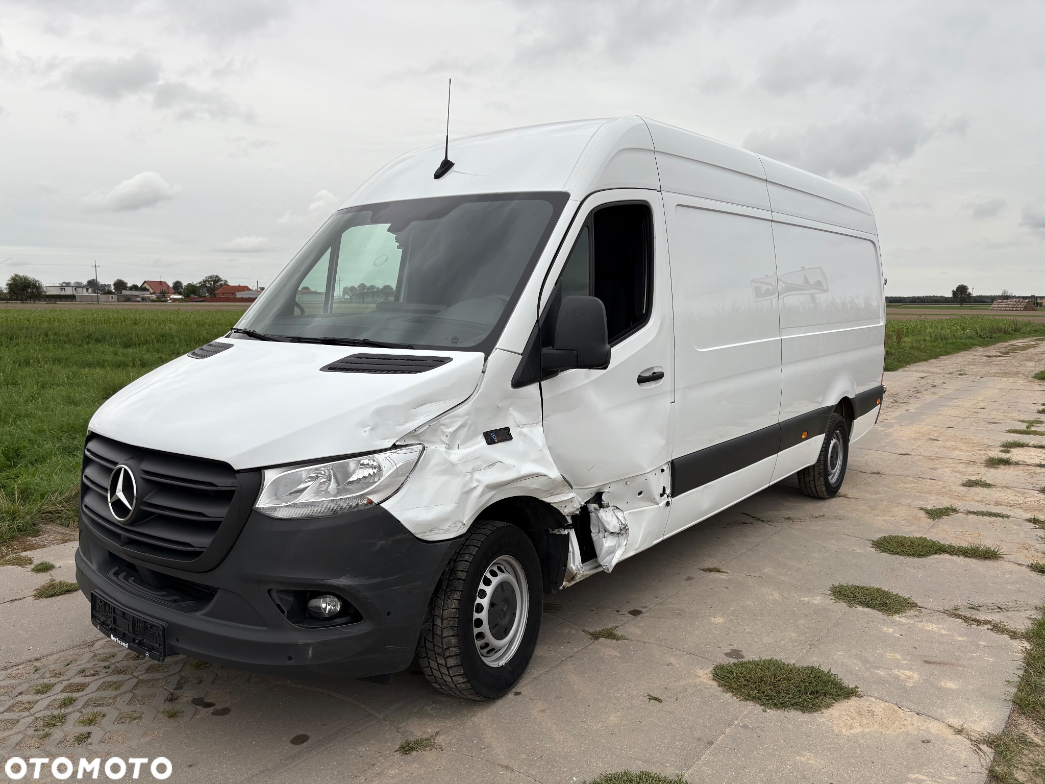Mercedes-Benz Sprinter - 3