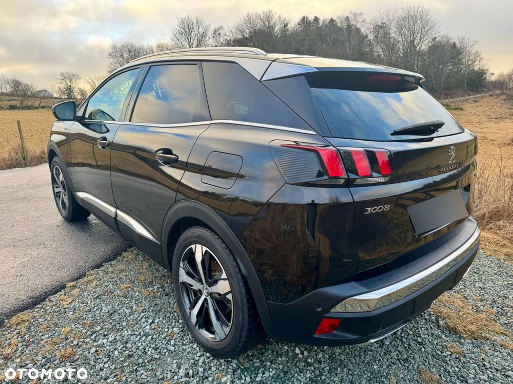 Peugeot 3008 1.6 PureTech HYbrid4 GT Line S&S EAT8 - 14