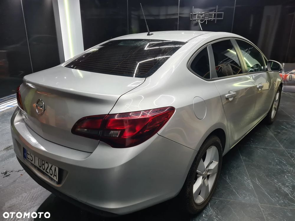 Opel Astra 1.6 Active - 4