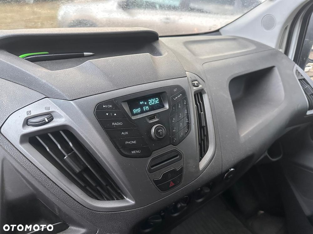 Ford Transit Custom - 10