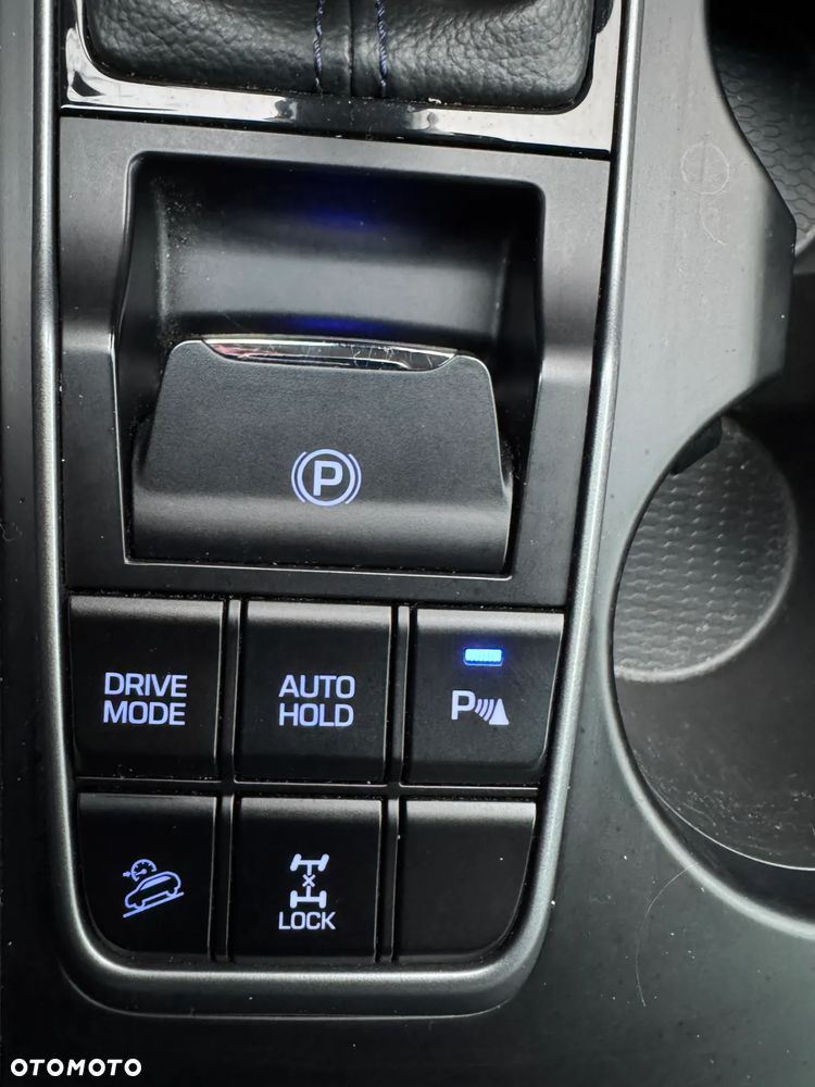 Hyundai Tucson 2.0 CRDi 4WD Automatik Style - 21